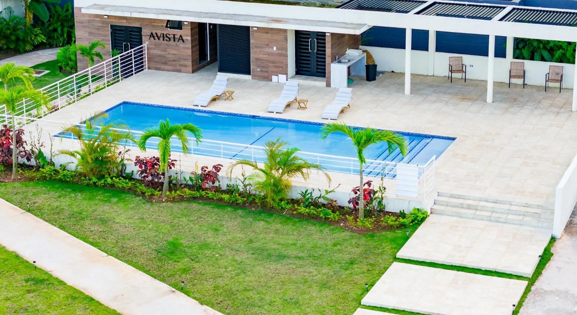 Premium Studio With Pool View Mandeville 0*,  Jamaica