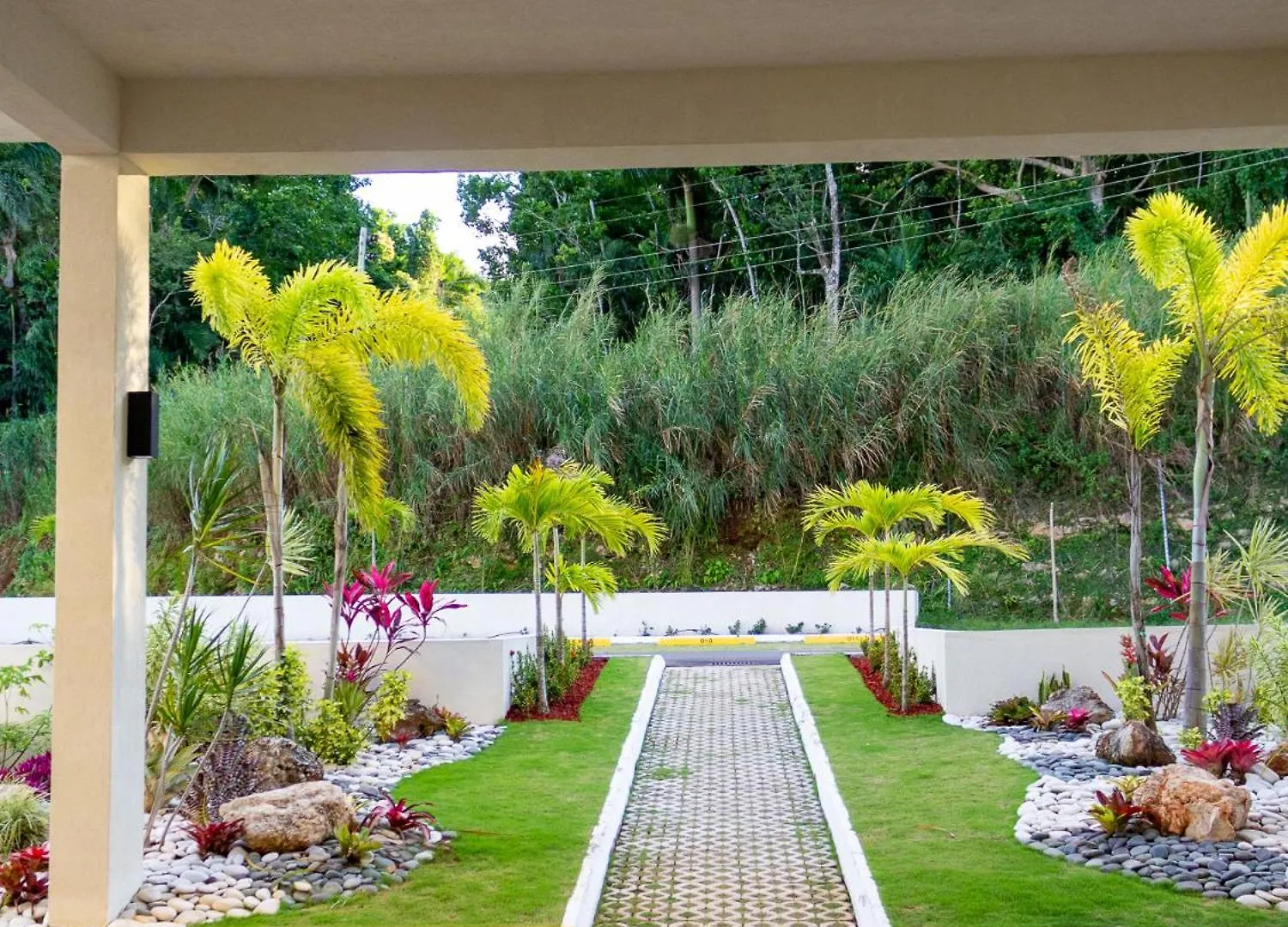 Hotel Premium Studio With Pool View Mandeville Jamaica